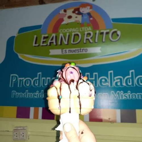 Opinii despre Heladería Leandritas în Leandro N. Alem - Gastronomía y hostelería