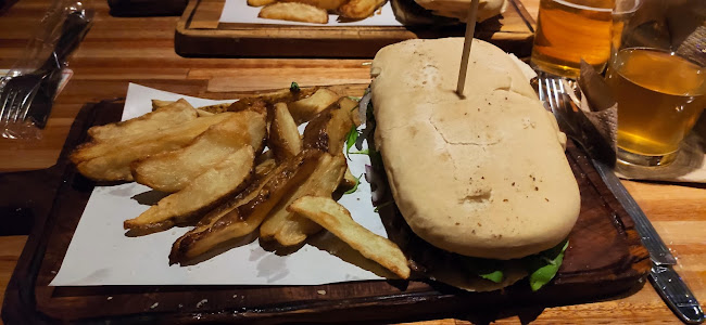 Cheverry Constitución - Gastronomía y hostelería