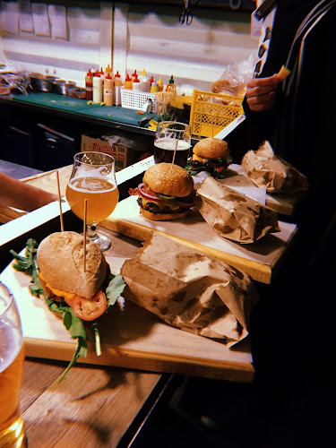 Opinii despre Tres Calaveras în Córdoba - Gastronomía y hostelería