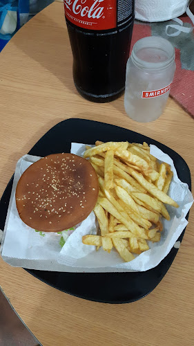 Tom y Jerry Hamburguesería - Gastronomía y hostelería