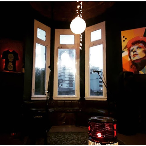 Comentarii opinii despre Bar Mutar