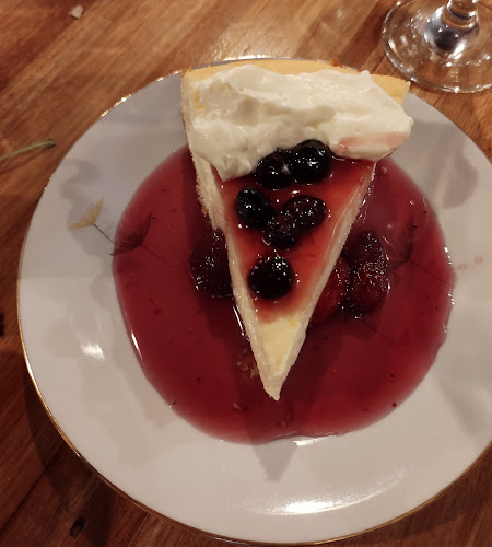 Av. 12 de Octubre 1425, B1629 Pilar, Provincia de Buenos Aires