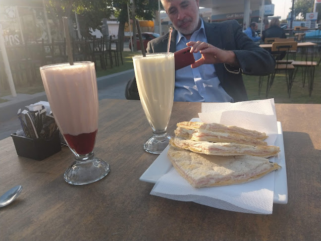 Heladería y Cafetería Di Roma Acceso - San Juan