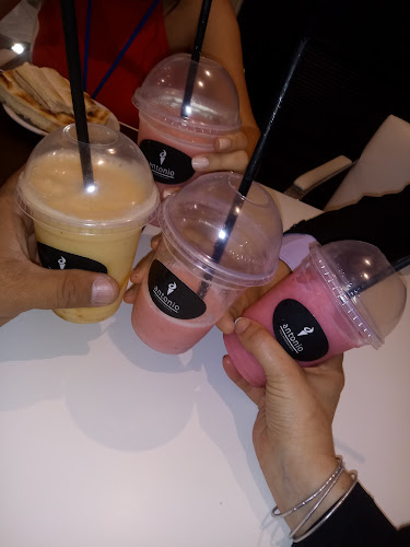 Comentarii opinii despre Antonio Helados & Café