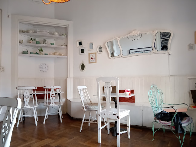 Amelie Petit Café - ARB