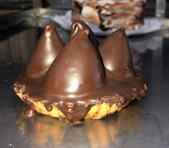 Opinii despre Panaderia y Confiteria Santa Clara în Hurlingham - Gastronomía y hostelería