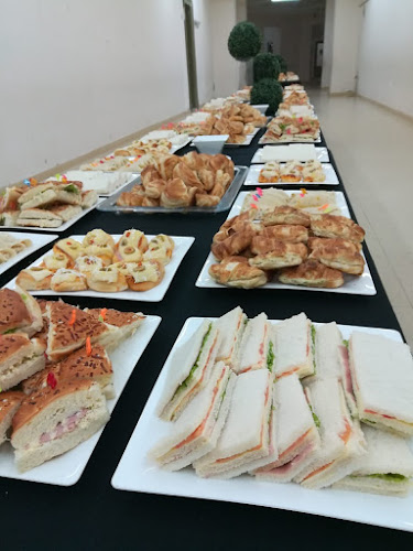 MONTOYA PRODUCCIONES - SERVICIO DE CATERING - LUNCH - COFFEE BREAK - BARRA MOVIL - Gastronomía y hostelería