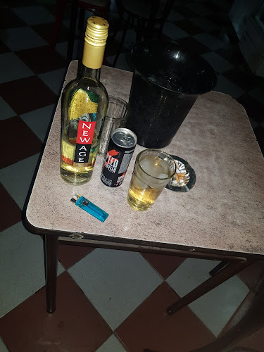 Comentarii opinii despre Billares Pool Academia