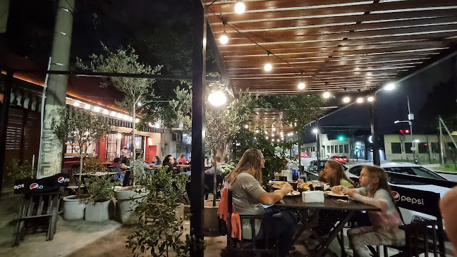 Opinii despre La Tranquera Asador Urbano în Florida - Gastronomía y hostelería