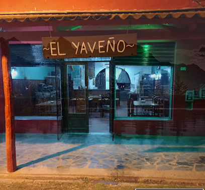 Pizzería El Yaveño. Horno a Leña