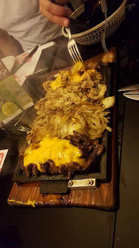 Av Uruguay 493 Loc. 1 Centro Este, X5152 Villa Carlos Paz, Córdoba