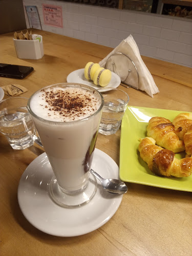 Medialunas Calentitas - Salta