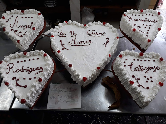 Pasteleria Rey - Naldo Proba los Sandwiches de Isa