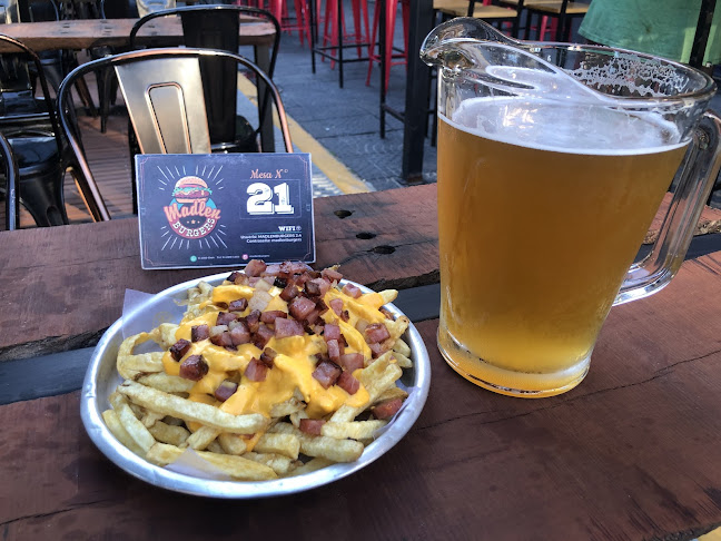 Comentarii opinii despre Madlen Burgers