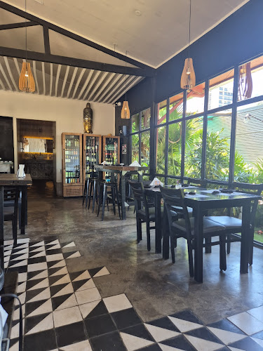 Comentarii opinii despre Nómades Sushi Bar & Restaurante Gourmet