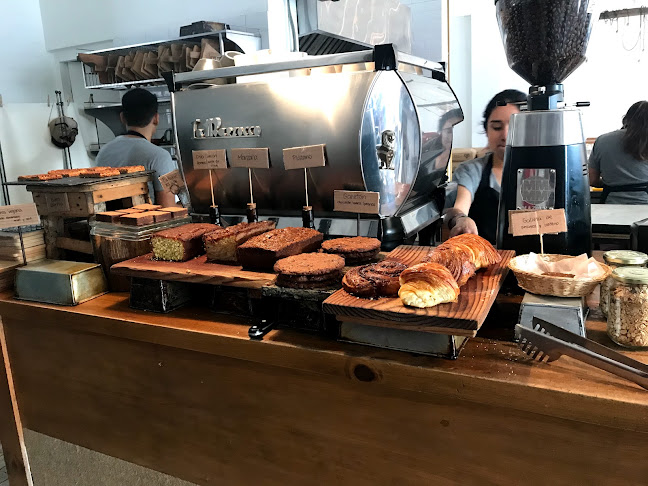 Comentarii opinii despre Panadería El Pan De La Chola