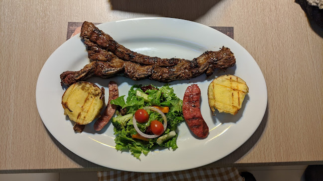 Rueda Vieja La casa Parrillera