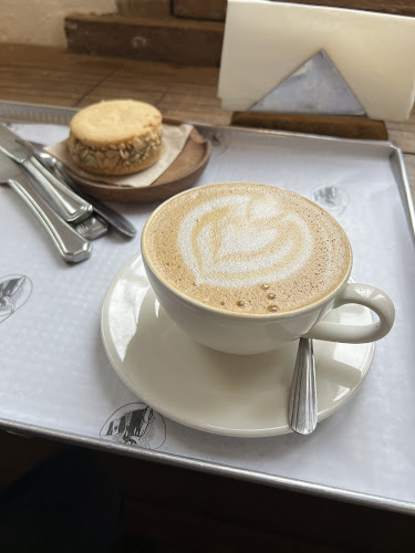 Juan Bautista de LaSalle 433, B1642 San Isidro, Provincia de Buenos Aires