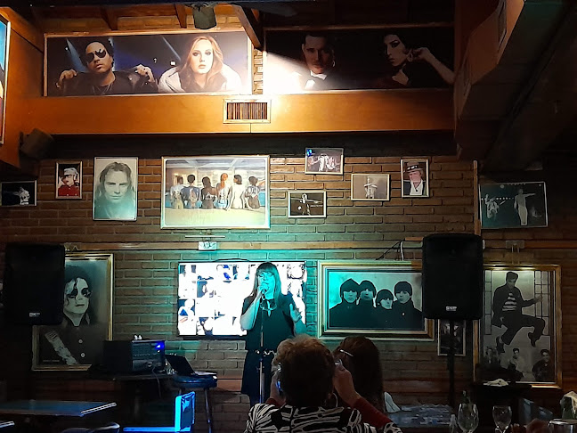 Angus Café & Resto - Gastronomía y hostelería