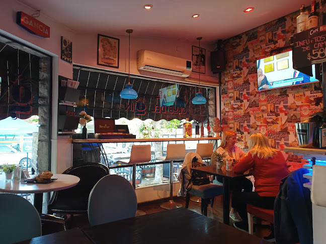 Unattimo Café Bar - Mar del Plata