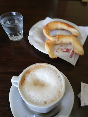 Av. Hipólito Yrigoyen 746, B1617FRU Gral. Pacheco, Provincia de Buenos Aires