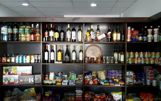 Opinii despre Berta Despensa de Vinos în San Rafael - Gastronomía y hostelería