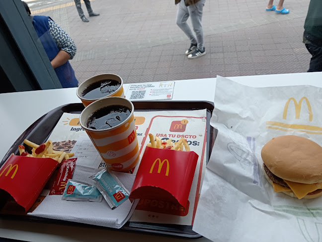 McDonald's - Parque Kennedy - miraflores