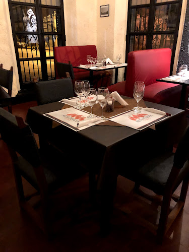 Maipú 663 Esq, San Martín, B7300 Azul, Provincia de Buenos Aires