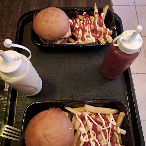 C. Remedios de Escalada 226 3500, H3500 1, Chaco