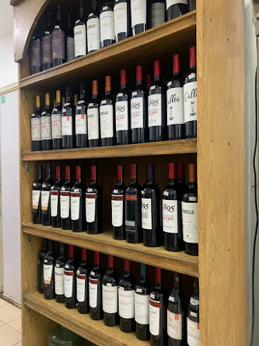 Av. Tehuelches 199, U9000 Comodoro Rivadavia, Chubut