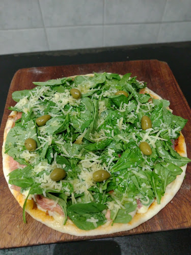 Opinii despre Pizza New Premium - Pizzas empanadas în Mercedes - Gastronomía y hostelería