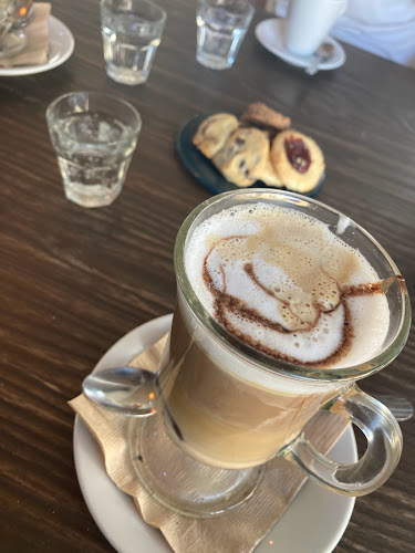 Saavedra 105, B6022 Junín, Provincia de Buenos Aires