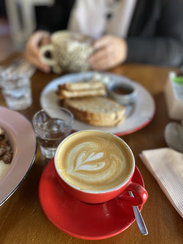 Opinii despre Casamonte în Bahía Blanca - Gastronomía y hostelería