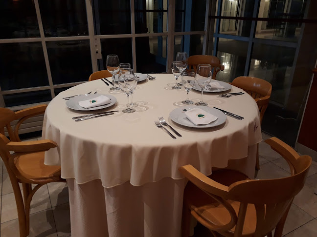 Opinii despre Les Oranges în Tandil - Gastronomía y hostelería