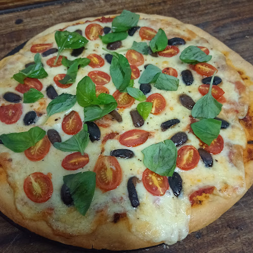 Pizzería El Yaveño. Horno a Leña