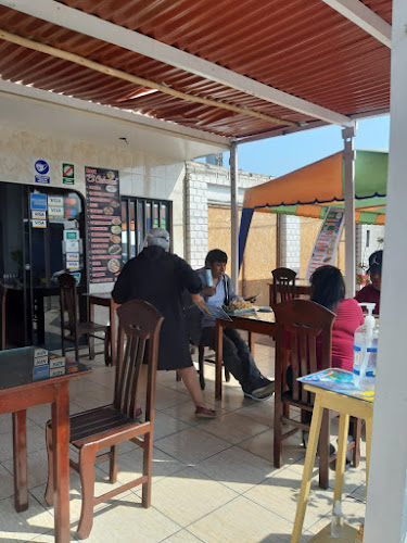 Opinii despre El Calamar în Cerro Azul - Gastronomía y hostelería