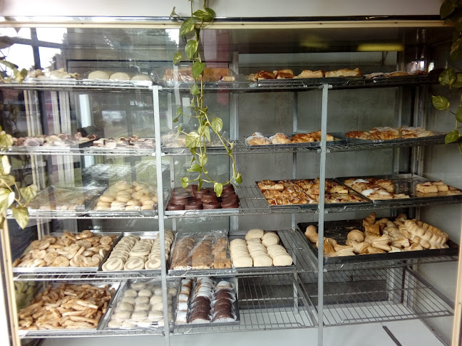 Panadería Y Confitería "Pueyrredón"