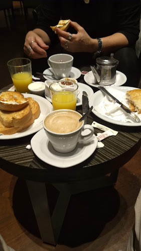 Comentarii opinii despre Savoy Grand Café