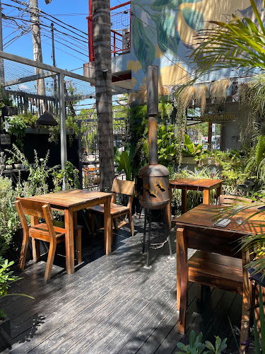 Blanco Encalada 2120, B1609 Boulogne, Provincia de Buenos Aires