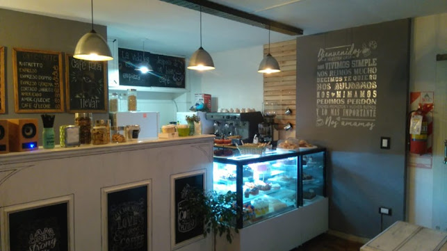 MOKAH Coffee & Lunch - Gastronomía y hostelería