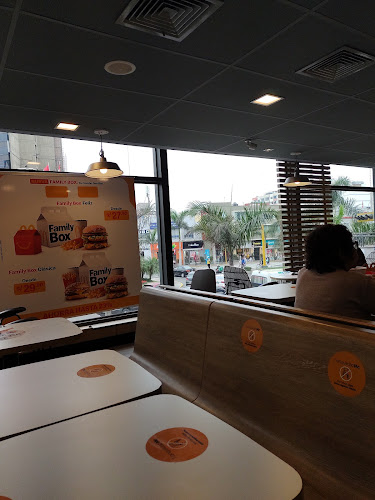 Av. Oscar R. Benavides 140 Miraflores, Cercado de Lima, Miraflores 15074, Perú