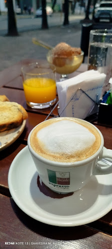 Av. Belgrano 1102, A4400 Salta