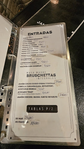 James Beer cerveceria - Gastronomía y hostelería