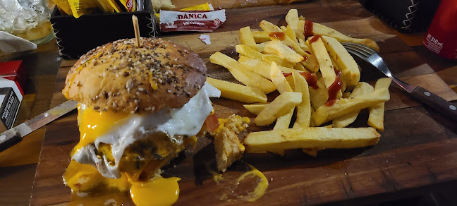 Opinii despre Chalten After în Santa Rosa - Gastronomía y hostelería