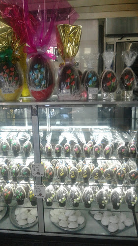 Panadería Confitería Rin