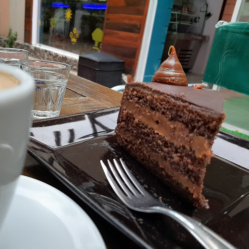 Opinii despre Dulche Cream Mar Azul Helados Y Cafe în Mar Azul - Gastronomía y hostelería