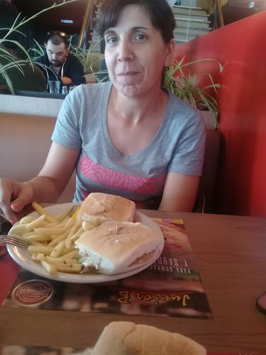 Comentarii opinii despre Junior B