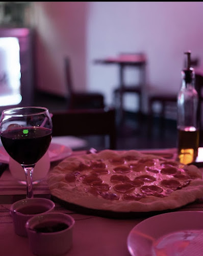 Opinii despre Paris Pizza în miraflores - Gastronomía y hostelería