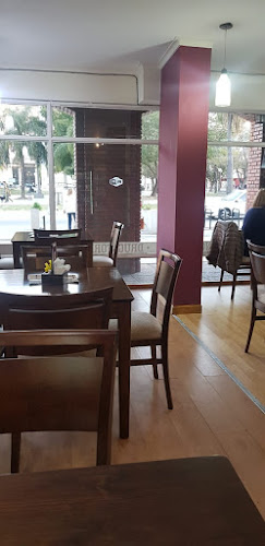 Opinii despre Drugstore La Veinticinco în Santa Fe de la Vera Cruz - Gastronomía y hostelería