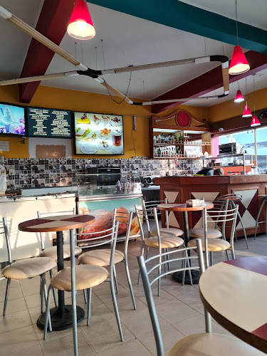 Opinii despre Ama'nalec - Heladeria y Pasteleria în Sáenz Peña - Gastronomía y hostelería